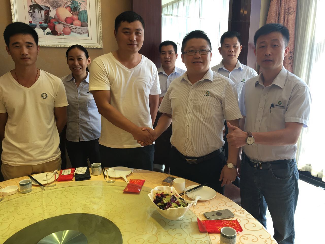 漆強化工家具漆廠家河北石家莊走訪客戶 漆強化工家具漆廠家河北石家莊走訪客戶